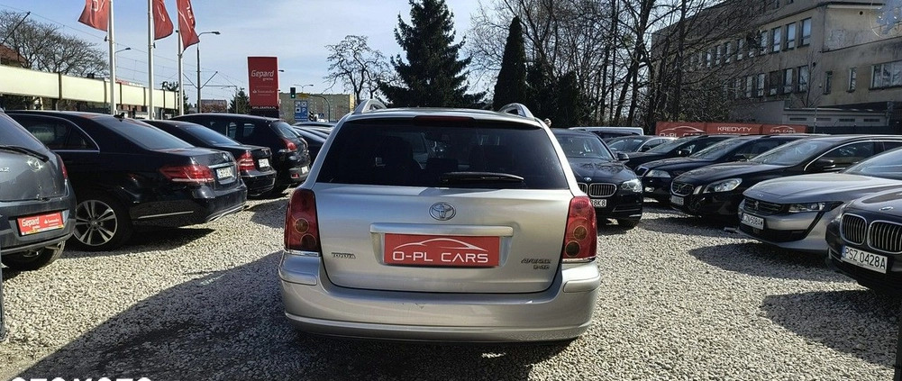 Toyota Avensis cena 13900 przebieg: 260000, rok produkcji 2006 z Bydgoszcz małe 352